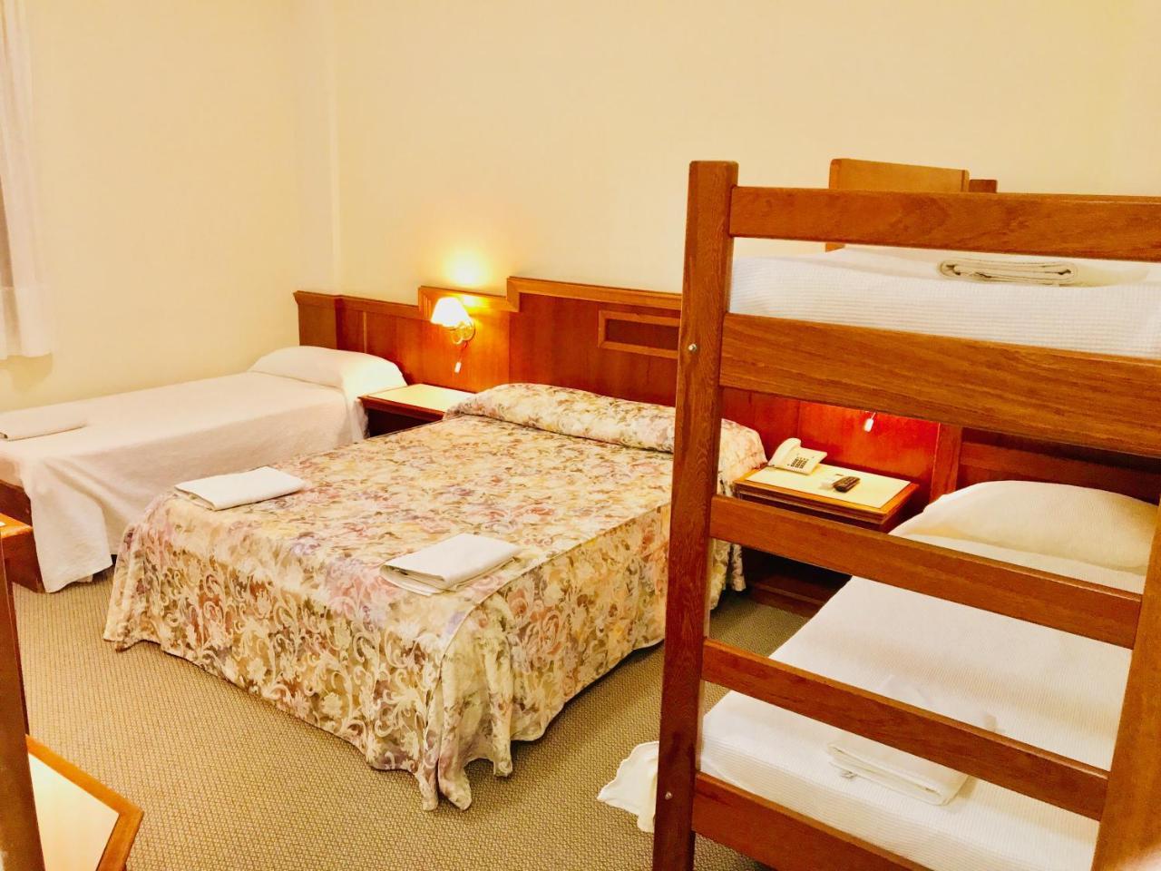 Hotel San Isidro São Gabriel Εξωτερικό φωτογραφία